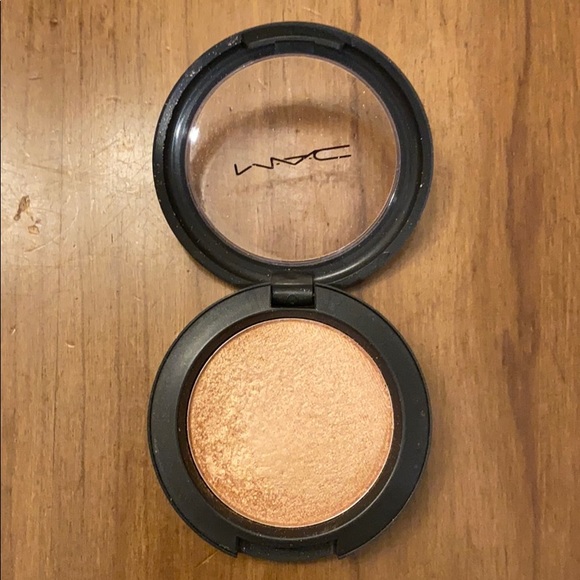 MAC Cosmetics Other - MAC Cosmetics Taffy Sheer Shimmer Powder Blush